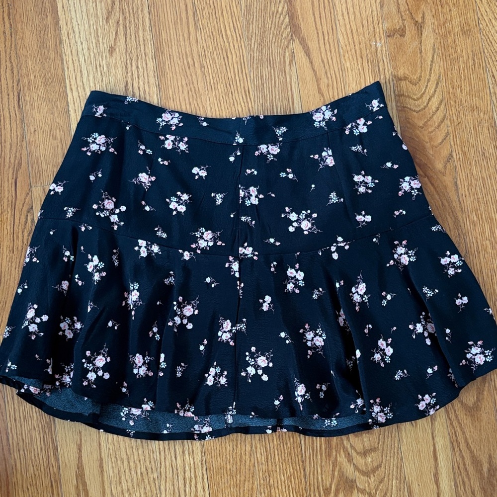 Forever 21 Black Floral Skater Skirt